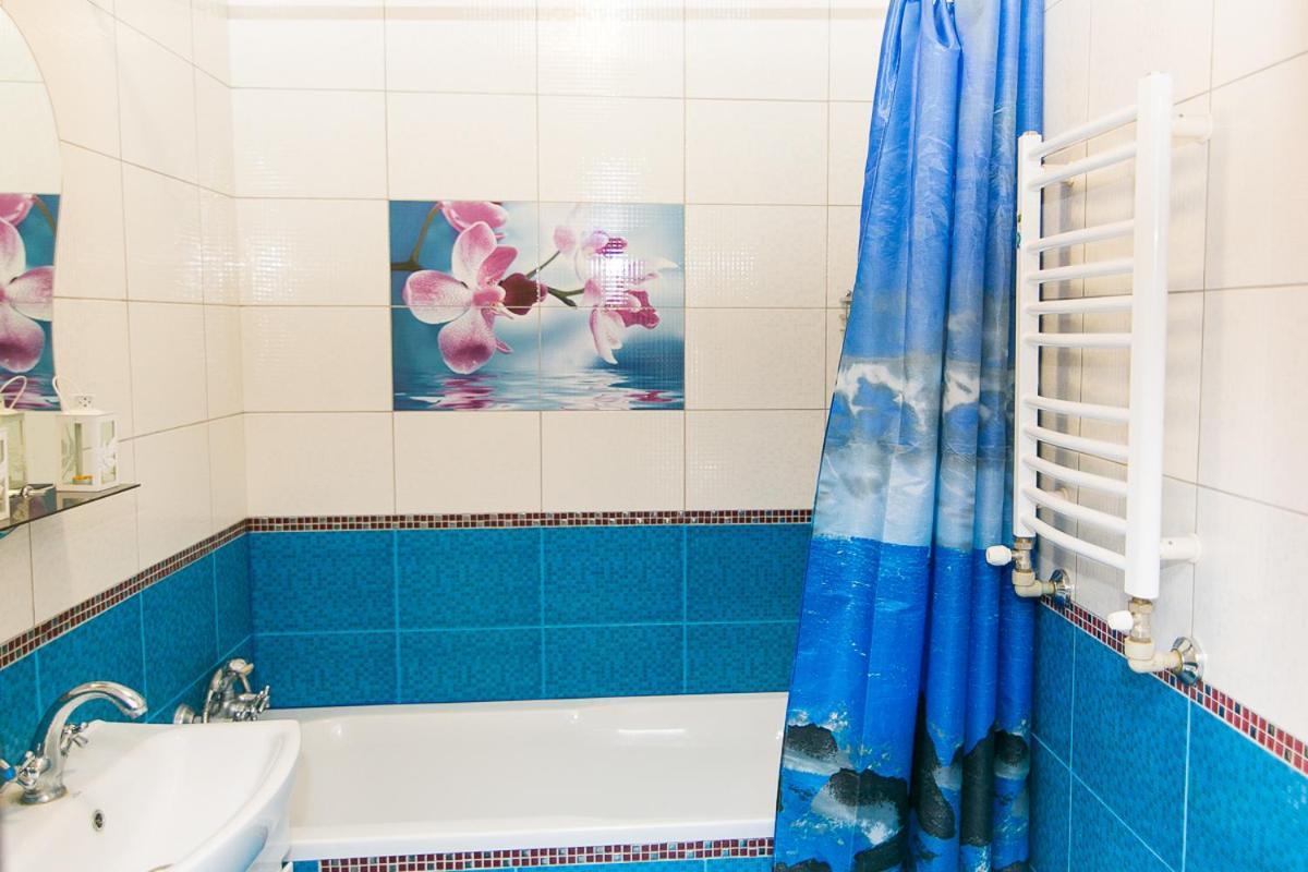 Vip Apartmens Faraon On Illinskaya 1 Floor Sumi Dış mekan fotoğraf
