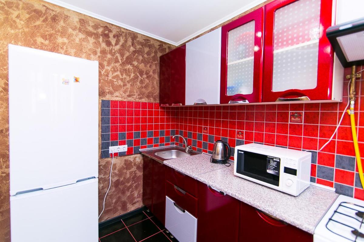 Vip Apartmens Faraon On Illinskaya 1 Floor Sumi Dış mekan fotoğraf